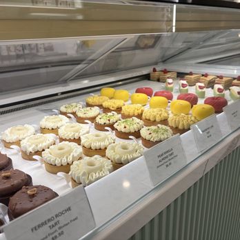 Lelu Patisserie - Bakeries Near Me - Fort Lee, New Jersey Lelu Patisserie - Bakeries Near Me - Fort Lee, New Jersey