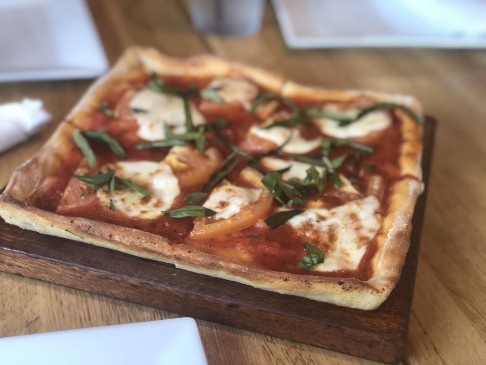 SANTUCCI’S ORIGINAL SQUARE PIZZA 242 Photos & 496 Reviews 901 S