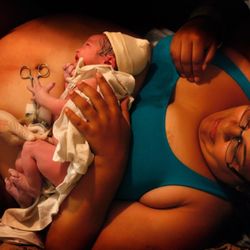 Childbirth at Home - Beautiful Mama, Beautiful Baby!