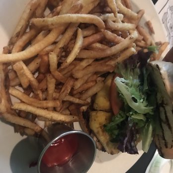 Fresh Chef Kitchen - Grilled pineapple on my chicken sandwich. Sooo good - American Near Me - Matthews, North Carolina Fresh Chef Kitchen - Grilled pineapple on my chicken sandwich. Sooo good - American Near Me - Matthews, North Carolina