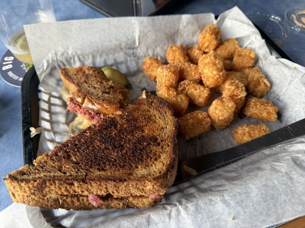 Food from Hilltop Tavern