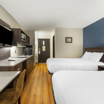 Motel 6 - 2 Double Bed Room - Hotels Near Me - Cumberland, Maryland