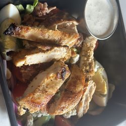 Clubhouse salad w/chicken