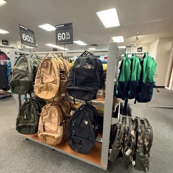 The North Face Freeport Outlet - Outdoor Gear Near Me - Freeport, Maine The North Face Freeport Outlet - Outdoor Gear Near Me - Freeport, Maine
