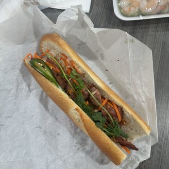 Banh Mi Che Cali - BBQ Pork Banh Mi - Vietnamese Near Me - Alhambra, California