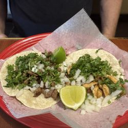 Los Mexicanos Restaurante - Carne Asada Tacos