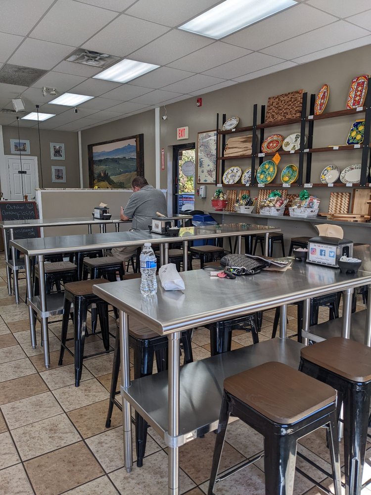 Vince's Gourmet Imports, North Syracuse Roadtrippers