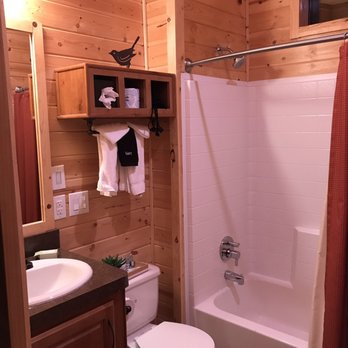 Capitol Reef Resort - Bathroom - Hotels Near Me - Torrey, Utah Capitol Reef Resort - Bathroom - Hotels Near Me - Torrey, Utah