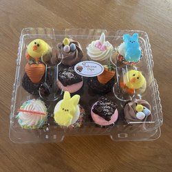 Delicious Dips - Easter cupcakes