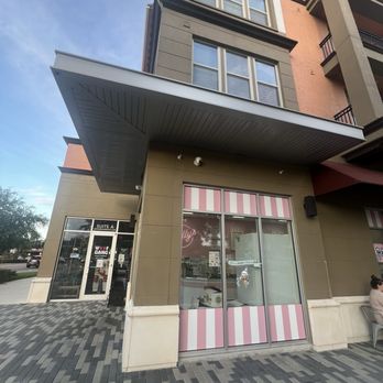 Kelly's Homemade Ice Cream - Front outside - Ice Cream & Frozen Yogurt Near Me - Maitland, Florida Kelly's Homemade Ice Cream - Front outside - Ice Cream & Frozen Yogurt Near Me - Maitland, Florida