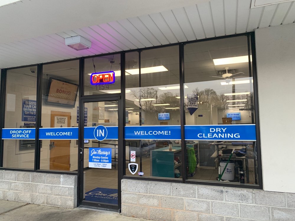 JIM MASSEY’S UNIVERSITY LAUNDROMAT Updated August 2024 14 Photos 1154 S Decatur St