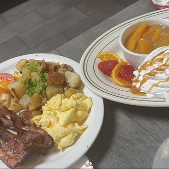 Flavor Table - The Bacon Breakfast & Peach Cobbler French Toast - Cajun/Creole Near Me - Los Angeles, California Flavor Table - The Bacon Breakfast & Peach Cobbler French Toast - Cajun/Creole Near Me - Los Angeles, California