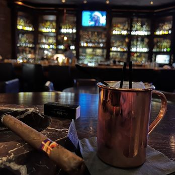 Magnum's Cigars Wine & Liquor - Tatiana Groovy Blue & Moscow Mule - Tobacco Shops Near Me - Phoenix, Arizona Magnum's Cigars Wine & Liquor - Tatiana Groovy Blue & Moscow Mule - Tobacco Shops Near Me - Phoenix, Arizona