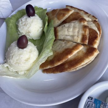 Hellas Restaurant - Skordalia .................................. $9.95 Potatoed garlic spread, served with Pita Bread. - Bakeries Near Me - Tarpon Springs, Florida Hellas Restaurant - Skordalia .................................. $9.95 Potatoed garlic spread, served with Pita Bread. - Bakeries Near Me - Tarpon Springs, Florida
