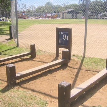 Lindberg Park - Parks Near Me - Culver City, California Lindberg Park - Parks Near Me - Culver City, California