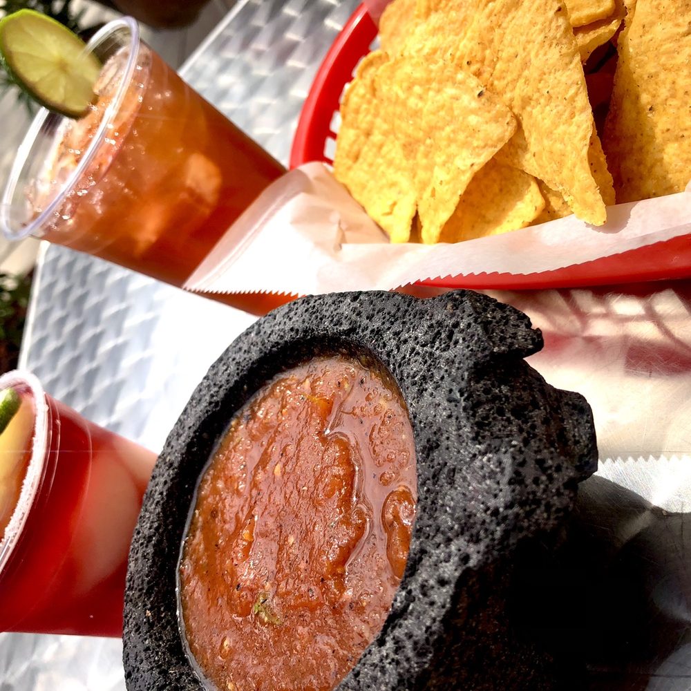 Flaming Burritos - Salsa and Chips, Fresh Iced Tea, Black Flower Margarita... - Mexican Near Me - Union City, New Jersey