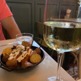Spanish potatoes with spicy sauce