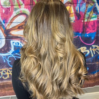 Platinum Salon - Hair Salons Near Me - Tampa, Florida Platinum Salon - Hair Salons Near Me - Tampa, Florida