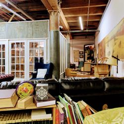 Java Garage - More seating and books