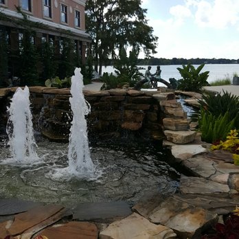 Shake Shack Winter Park - Fountain overlooking lake. - Burgers Near Me - Winter Park, Florida Shake Shack Winter Park - Fountain overlooking lake. - Burgers Near Me - Winter Park, Florida