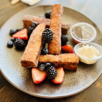 Lost Parrot Cafe - French Toast Sticks Breakfast - Breakfast & Brunch Near Me - South Pasadena, California Lost Parrot Cafe - French Toast Sticks Breakfast - Breakfast & Brunch Near Me - South Pasadena, California