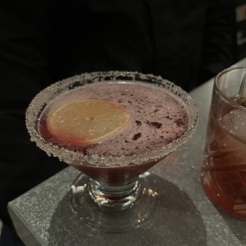 The Alchemy Lounge - Marionberry Lemondrop - Lounges Near Me - Cannon Beach, Oregon