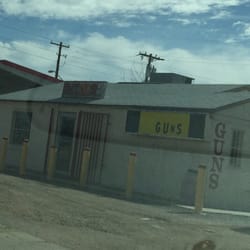 B & D Guns - Store front