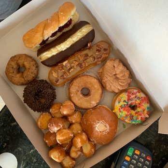 Golden Donuts - Raspberry whipped cream, fruity pebbles, and so many more!!! - Donuts Near Me - Elk Grove, California Golden Donuts - Raspberry whipped cream, fruity pebbles, and so many more!!! - Donuts Near Me - Elk Grove, California