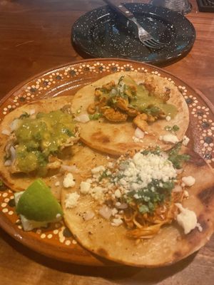 Mascogo Tacos by null