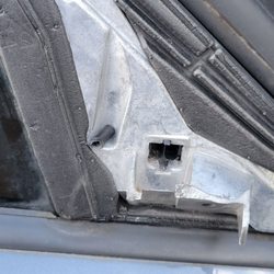 Sudshine Car Wash - Ripped my passenger side mirror off