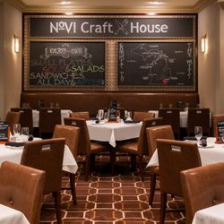 Novi Craft House - Dining Room