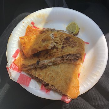 Tacos Avalos - Quesadilla Muy Riiica - Mexican Near Me - Los Angeles, California