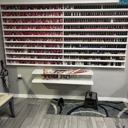 Nail Shop - More polish