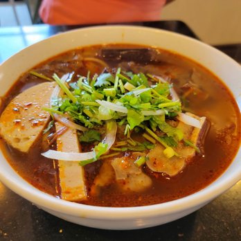 Ngự Bình Restaurant - Awesome soup - Vietnamese Near Me - Westminster, California