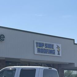 Dickson Plaza - More specialty shops
