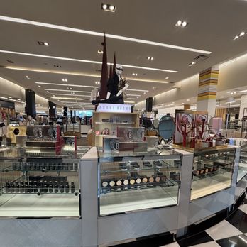 Bloomingdales - Cosmetics & Beauty Supply Near Me - Orlando, Florida