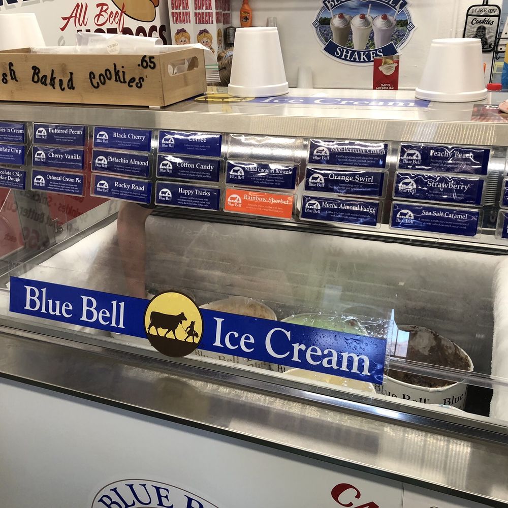 Hwy 88 Ice Cream Parlor - Ice cream flavors - Ice Cream & Frozen Yogurt Near Me - Apache Junction, Arizona Hwy 88 Ice Cream Parlor - Ice cream flavors - Ice Cream & Frozen Yogurt Near Me - Apache Junction, Arizona