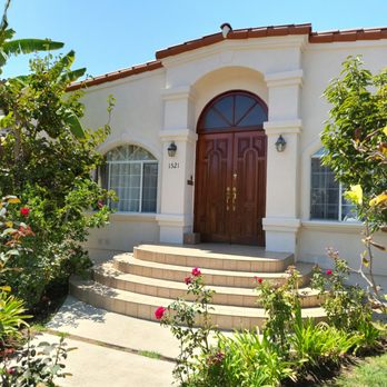 Rocket Painter - New exterior paint job in Los Angeles home. - Painters Near Me Rocket Painter - New exterior paint job in Los Angeles home. - Painters Near Me