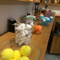 Lush Cosmetic