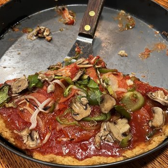 Pizzeria Uno - Numero Uno Pizza - Pizza Near Me - Chicago, Illinois