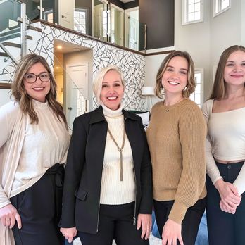 Jana Sells Homes - Our team: Jenna, Jana, Mariah and Val - Real Estate Agents Near Me - Seattle, Washington Jana Sells Homes - Our team: Jenna, Jana, Mariah and Val - Real Estate Agents Near Me - Seattle, Washington