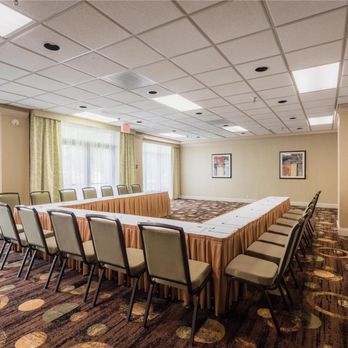 Hampton Inn Meridian - Meeting Room - Hotels Near Me - Meridian, Mississippi Hampton Inn Meridian - Meeting Room - Hotels Near Me - Meridian, Mississippi