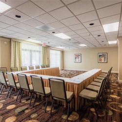 Hampton Inn Meridian - Meeting Room