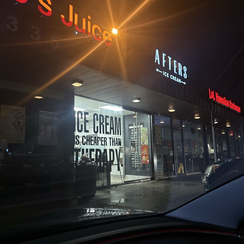 Came in at 11:40pm and they are closed already when business hours say midnight Came in at 11:40pm and they are closed already when business hours say midnight