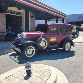 Ford's Garage St. Augustine - Burgers Near Me - St. Augustine, Florida Ford's Garage St. Augustine - Burgers Near Me - St. Augustine, Florida