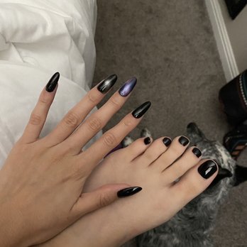 Dollish Polish Nail Studio - Cat eye and black nails - Nail Salons Near Me - Rialto, California