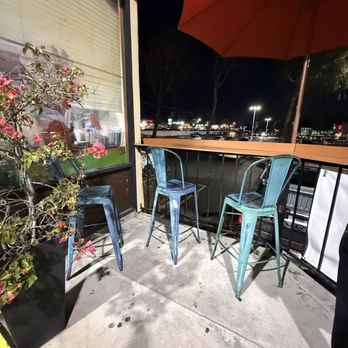 Raspado Xpress - Outside seating - Mexican Near Me - Los Angeles, California Raspado Xpress - Outside seating - Mexican Near Me - Los Angeles, California