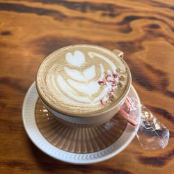 Daybreak Coffee - Peppermint Pier Cappuccino w/ Dark chocolate