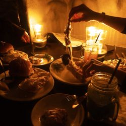 The Caves - Burgers