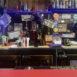 Montana Bar - Back bar